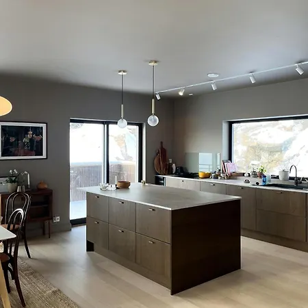 Architect-designed In The Heart Of Sunnmore Larsnes
